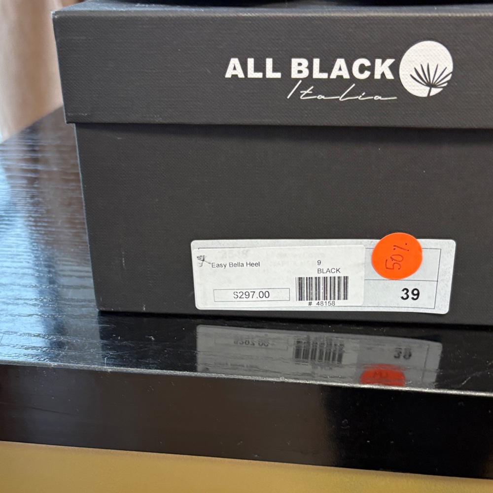 All Black Italia- Easy Bella Heels - Picture 2 of 2